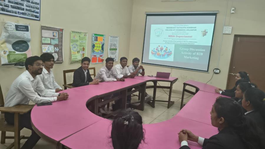 Group Discussion on B2B Marketing